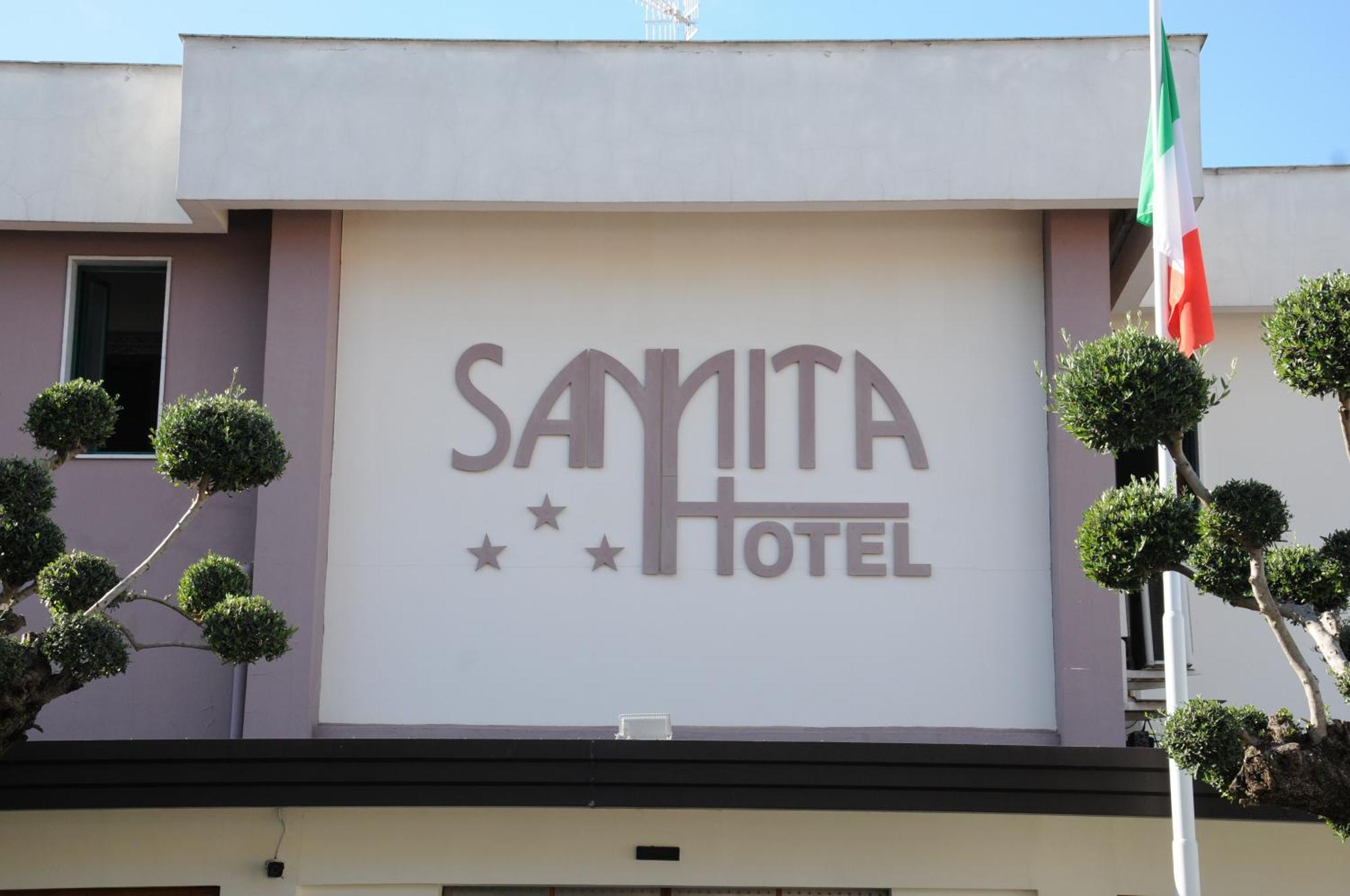 Hotel Sannita Казорія Екстер'єр фото